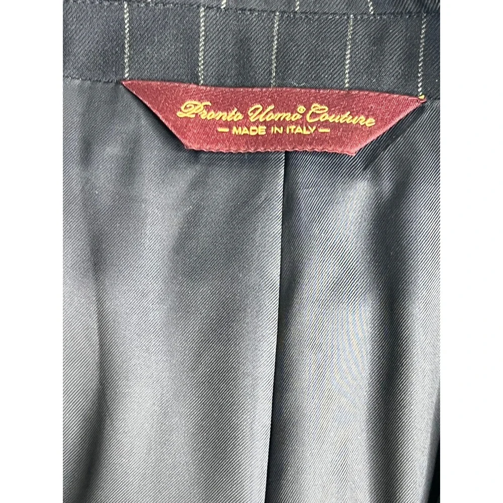 Pronto Uomo Couture command attention